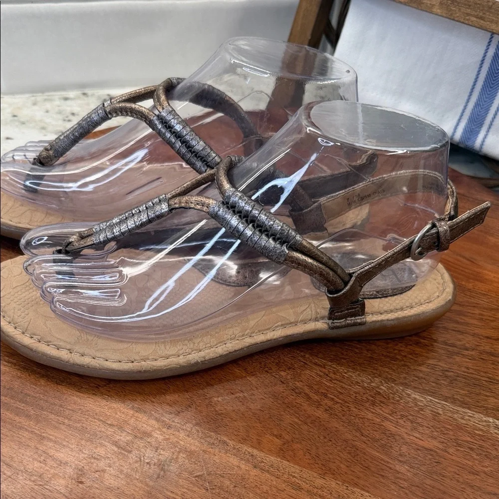 Boc (Born) Woven Metallic Brown Women's Thong Sandals